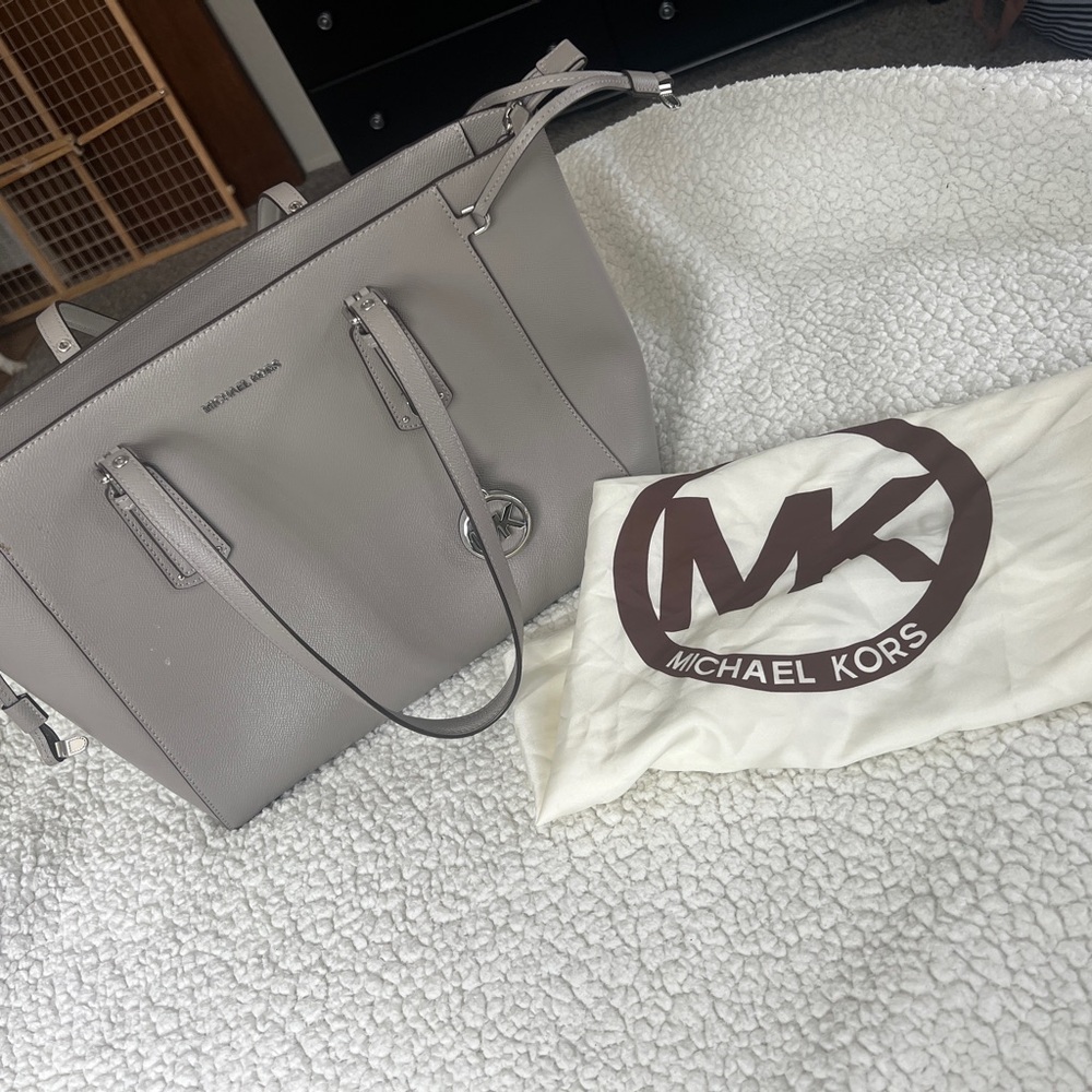 Michael Kors Gray Leather Tote Structured Design